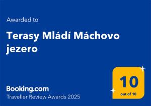 شهادة أو جائزة أو لوحة أو أي وثيقة أخرى معروضة في Terasy Mládí Máchovo jezero
