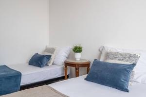 Postel nebo postele na pokoji v ubytování Lungomare 90 - YourPlace Abruzzo