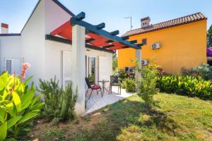 O grădină în afara Villa Ziziphus