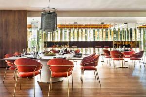 Uma área de estar em Hotel Don Pepe Gran Meliá