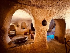 The swimming pool at or close to Les Maisons De Cappadoce