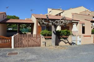 Здание виллы