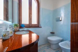 Un baño de Mare fuori 20 fotos más