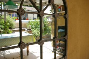Zahrada ubytování L'Ancienne Forge 27 rue de la Crèche Bourg Born
