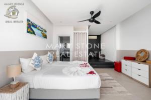 Ένα ή περισσότερα κρεβάτια σε δωμάτιο στο Savaya Samui (Villa Malena)