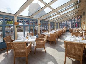 Restoran või mõni muu söögikoht majutusasutuses Bergström Hotel Lüneburg