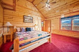 Postel nebo postele na pokoji v ubytování Paradise Pointe Pool Lodge By Beyond Expectations + 55 fotografií