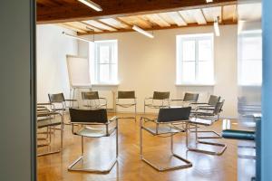 Business area at/o conference room sa Der Ederer +21 photo