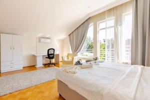 Postel nebo postele na pokoji v ubytování FeWo-Antalya Holiday Appartments