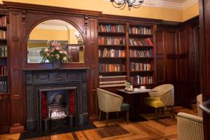 Biblioteca nell'hotel