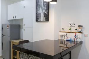 Kuchyň nebo kuchyňský kout v ubytování SS15 Courtyard Subang Jaya Sunway European Designer Suite Netflix 100m to LRT #23