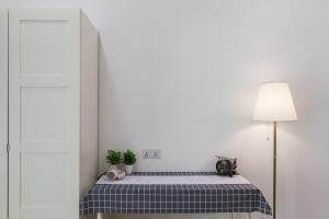 Postel nebo postele na pokoji v ubytování SS15 Courtyard Subang Jaya Sunway European Designer Suite Netflix 100m to LRT #23