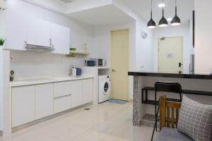 Kuchyň nebo kuchyňský kout v ubytování SS15 Courtyard Subang Jaya Sunway European Designer Suite Netflix 100m to LRT #23