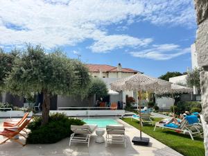 Bazén v ubytování Thassos OLIVIA RESORT nebo v jeho okolí