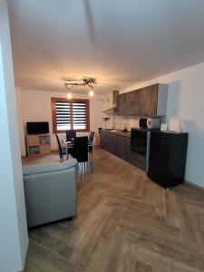 Kuchyň nebo kuchyňský kout v ubytování Manuel Guesthouse Arta terme + 10 fotografií
