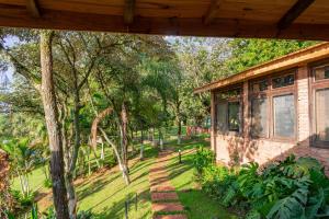 Um jardim em Hotel Colonial Iguaçu