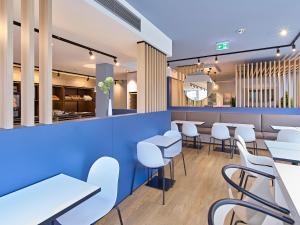 Posezení v ubytování B&B Hotel Köln-Messe