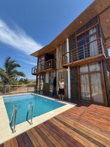 Bazén v ubytování Beach house ballena Tower nebo v jeho okolí