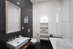 Un baño de MOOo Downtown