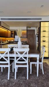 Gallery image ng Axxodia- Apartments In Lake View Residence sa New cairo