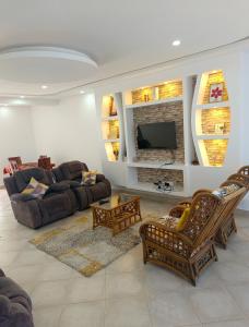 Gallery image of Modern Couzy Suites 2Bdrms in Malindi +26 photos