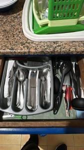 Η κουζίνα ή μικρή κουζίνα στο Cosy appartement +13 φωτογραφίες