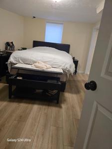 Ένα ή περισσότερα κρεβάτια σε δωμάτιο στο confortable stay