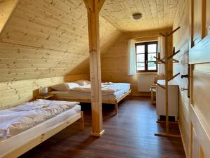 Letto o letti in una camera di Hellerovy Dvory