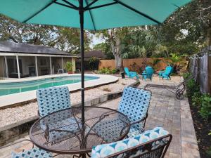 Bassein majutusasutuses 3BR Oasis with Pool in Cocoa või selle lähedal
