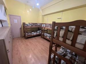 Voodi või voodid majutusasutuse Galaxy Hostel toas