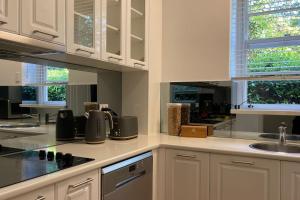 Dapur atau dapur kecil di Affordable Luxury - CBD Wagga +13 gambar