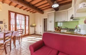 Kuchyň nebo kuchyňský kout v ubytování Casa Macinarino APPARTAMENTO 14 con piscina