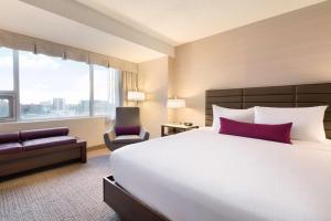 Fotografie z fotogalerie ubytování Coast Edmonton Plaza Hotel by APA v destinaci Edmonton