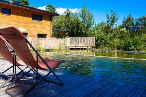 Bazén v ubytování Bivouac nature, Tentes Lodges dans les Cévennes nebo v jeho okolí
