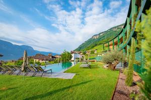 The swimming pool at or close to VILLA NAJ