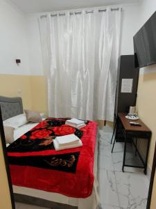 Postel nebo postele na pokoji v ubytování RATTAZZI ROMA CENTRo