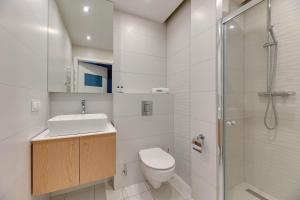 Kúpeľňa v ubytovaní Apartments Old Town Angielska Grobla & by Noclegi Renters