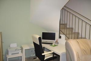 TV a/nebo společenská místnost v ubytování Menaggio Lake View - Villetta con vista!