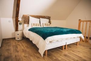 Galeriebild der Unterkunft Chambre dHôtes GALET EN LIN dans Ecolodge ENTRE MER & CAMPAGNE in Octeville-sur-Mer