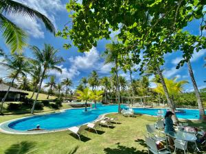 Bazén v ubytování Casa do cajueiro nebo v jeho okolí