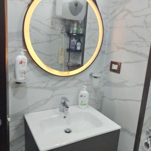 Ένα μπάνιο στο Golf Heights Resort Nabq Bay Sharm Elsheakh