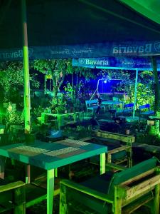 Foto sihtkohas Natakhtari asuva majutusasutuse Napoli Nataxtari hotel,pool,bar,kamping galeriist