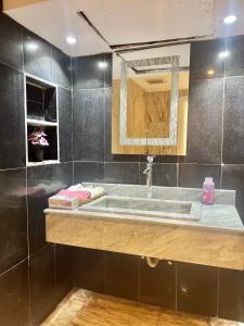 Bilik mandi di لونق بيتش