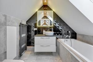 Η κουζίνα ή μικρή κουζίνα στο Elegant and Comfortable Apartments in Gdansk Dom & House