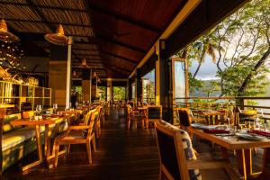 Restaurace v ubytování Hilton Seychelles Northolme Resort & Spa