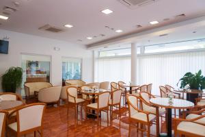 Μια τηλεόραση ή/και κέντρο ψυχαγωγίας στο Hotel Rotondo