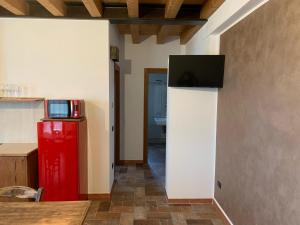 A kitchen or kitchenette at Agriturismo Tamellini