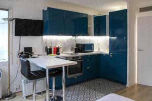 Photo de la galerie de l'établissement LUMINEUX Studio de 29m avec WIFI proche de PARIS, à Issy-les-Moulineaux