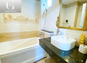 Koupelna v ubytování Crowne Hotel Bui Vien