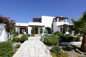 A garden outside 9 Muses - Paros